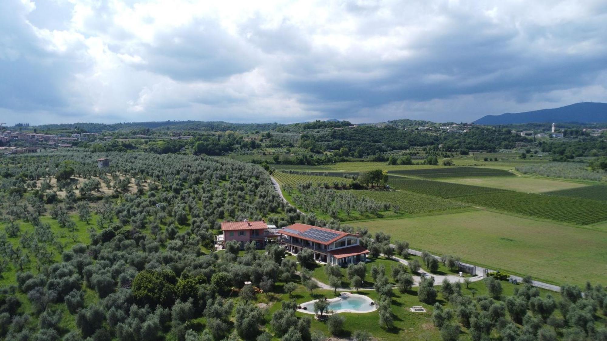 Agriturismo Fioralba Польпенацце-дель-Гарда Екстер'єр фото