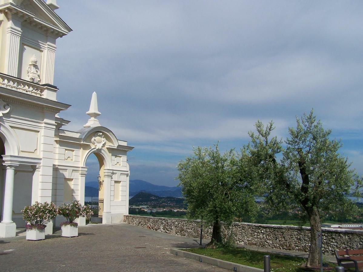 Agriturismo Fioralba Польпенацце-дель-Гарда Екстер'єр фото